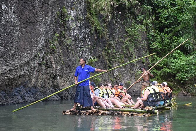 Jewel Of Fiji incl Fijian Village, Waterfall & Lunch Coral Coast - From the Coral Coast to Pacific Harbour and Navua