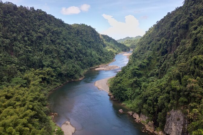 Jewel Of Fiji incl Fijian Village, Waterfall & Lunch Coral Coast - Entering the village meeting house