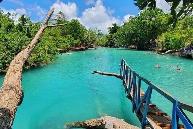 Kayaking 3in1 tour in Port Vila - Lunch, refreshments, and the value of $129.10