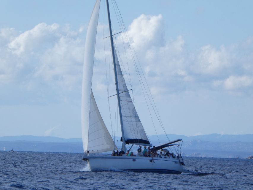 La Maddalena: Full-Day Sailing Trip - Why La Maddalena works so well by sail