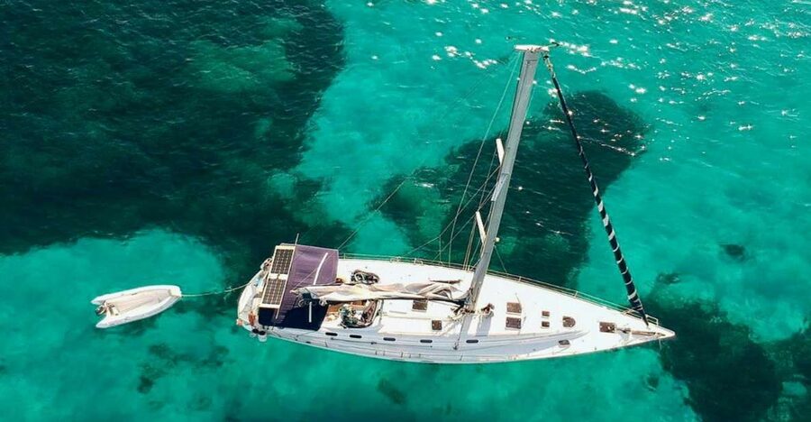 La Maddalena: Full-Day Sailing Trip - Lunch with Sardinian touches