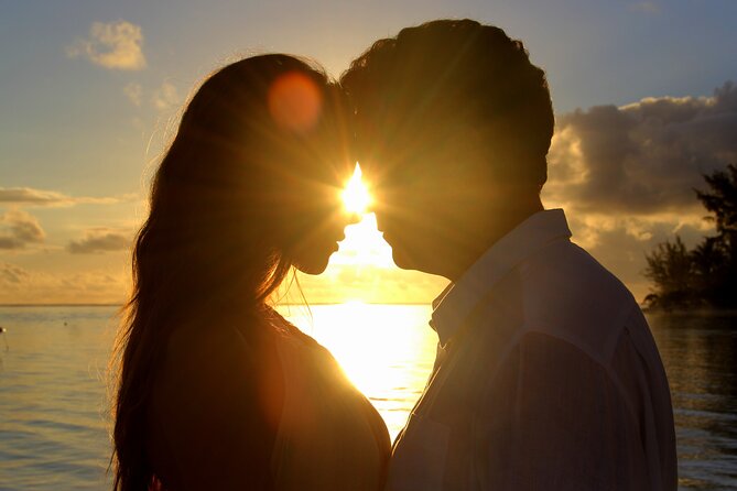 Lagoon Service Private Sunset Cruise - Why a private sunset cruise works so well in Bora Bora