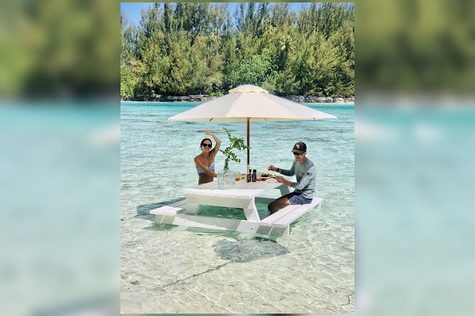Lagoon Tour + lunch with your feet in the water on a Motu - Turtle snorkeling and the search for more marine life