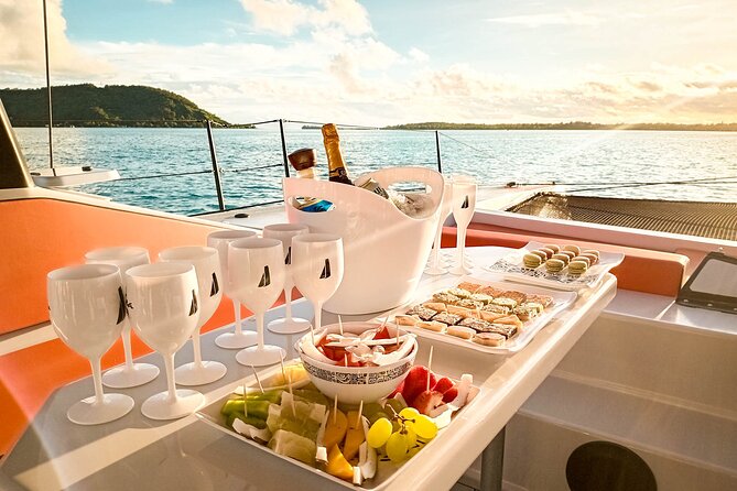 LUXURY PRIVATE Catamaran Bora Bora : Half-Day Trip - Paradise Bay and the Floating Bar