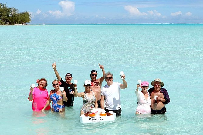 LUXURY PRIVATE Catamaran : Full-Day Sail & Polynesian Motu Lunch - Service from a small crew
