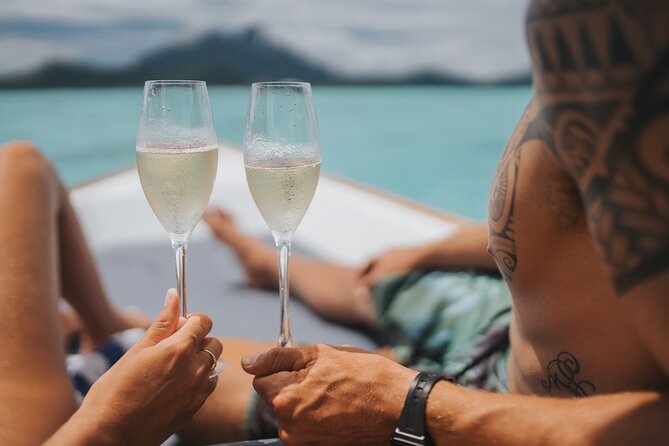 Luxury Private full day tour & Motu lunch in Bora-Bora - A 9:00 a.m. start and a four-hour lagoon morning