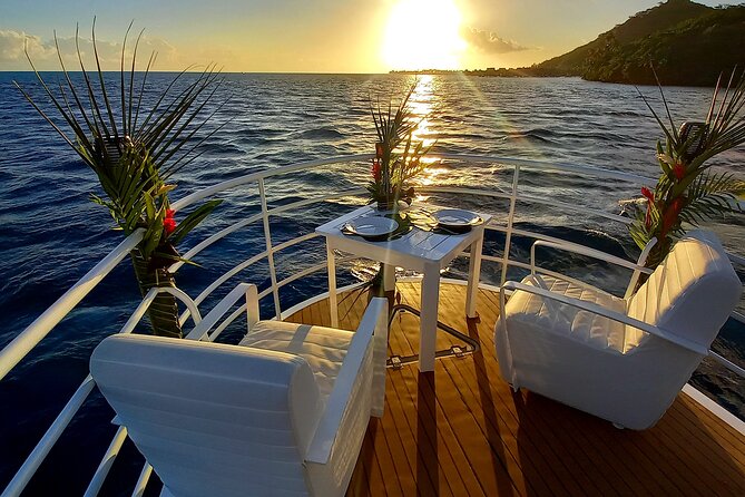 Magical Boat Tour with Underwater Cabin in Bora Bora! - The snorkeling stop adds flexibility