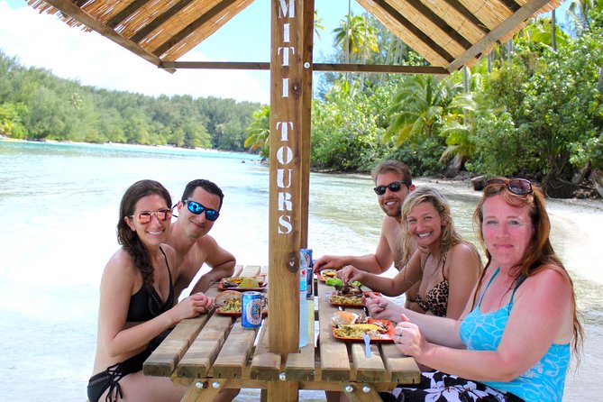 Moorea 6-Hour Snorkeling and Lunch Shared Tour - More than a cooking lesson