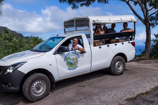 Moorea citycoco tour: The most beautiful beaches! - Opunohu Bay and the story behind the view