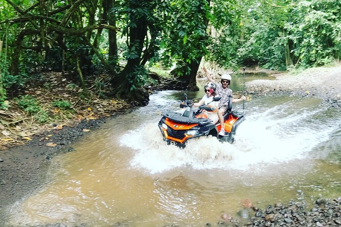 Moorea Combo 2h Jetski 3h30 Quad - Magic Mountain’s 360-degree finish