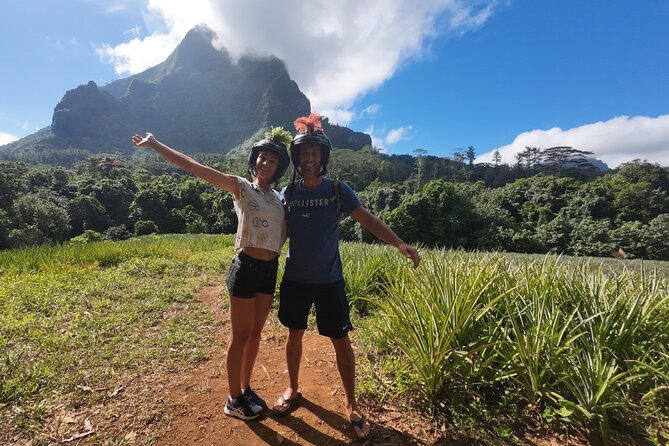 Moorea Solo or Twin 3 hours 30 ATV Tour - Belvedere lookout over two famous bays