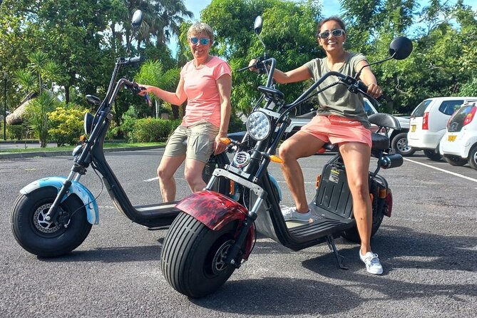 Moorea tour in electric citycoco (in autonomy) - Maharepa for shopping and a proper pause