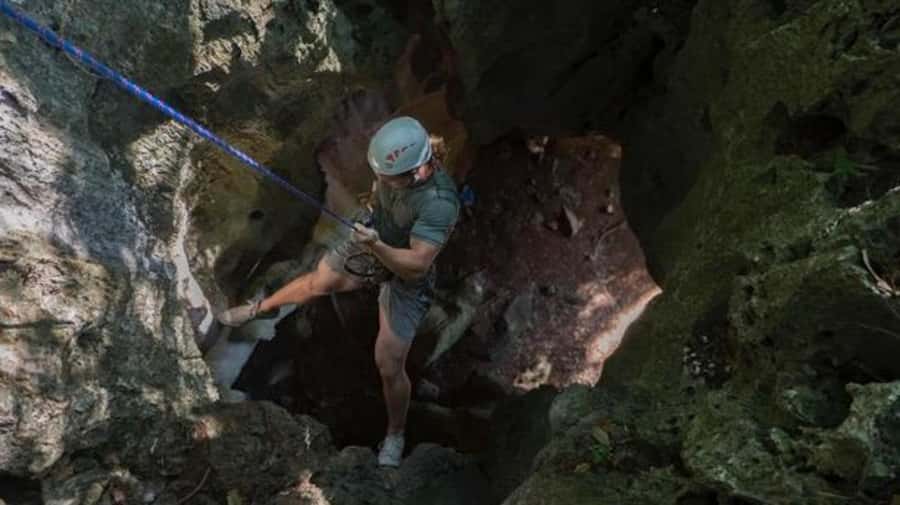 Nadi: Abseiling, Zipline, and Cave Tour with Meal - Sixteen zip lines through the rainforest