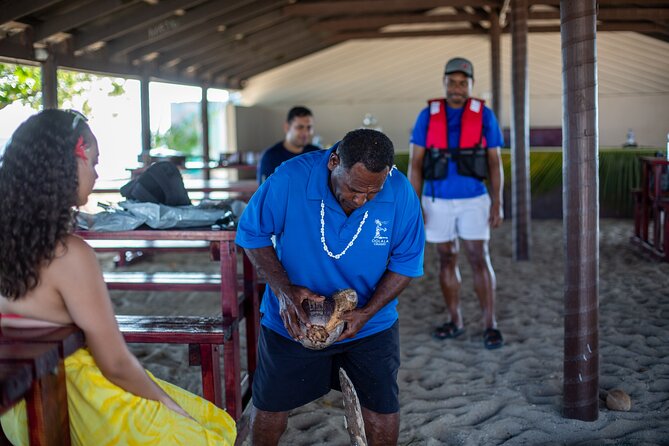 Oolala Cruises on Savala Island - Food, tea, and drinks without extra island bills