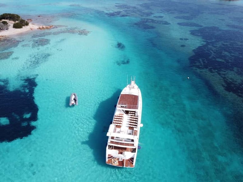 Palau: La Maddalena Archipelago Comfort Boat Tour with Stops - Boarding in Palau: allow time for parking