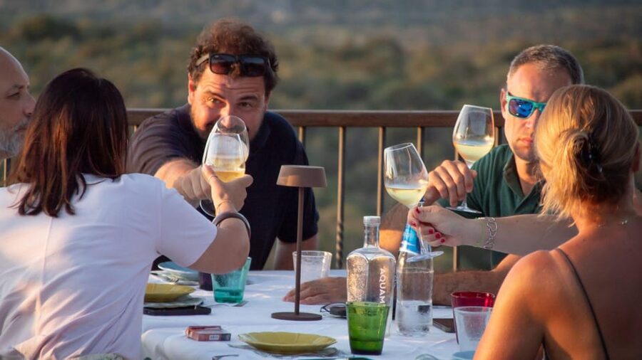 Palau: wine tasting in a Gallura winery - A vineyard visit shaped by Gallura’s granite and sea
