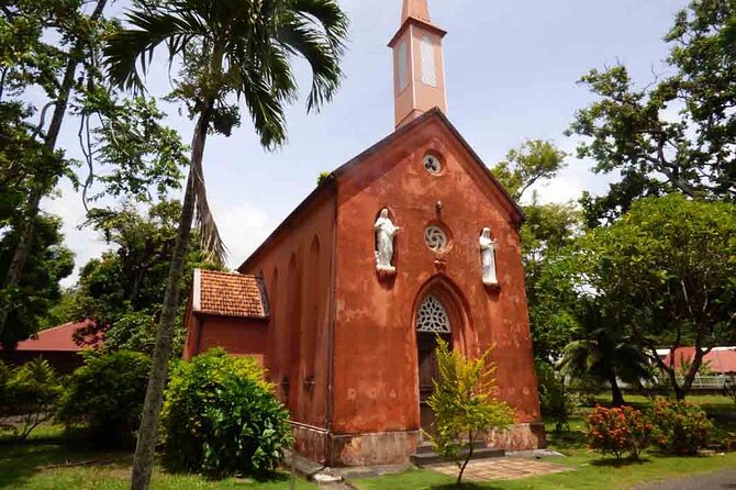 Papeete and Tahiti Historical and Cultural Tour - Why the small group matters
