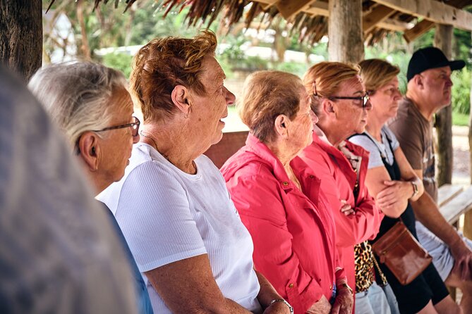 Port Vila Highlights Tour with Pick up included - Erakor Landing and the waterfront pause