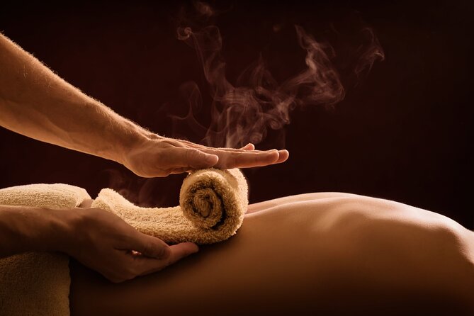 Private 2H Relaxing Massage Experience with Essential Oils - Key points to know