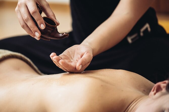 Private 2H Relaxing Massage Experience with Essential Oils - A two-hour pause in central Nouméa