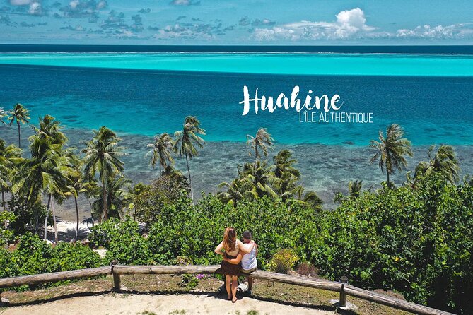 Private 30-minute flight downwind of Huahine - Who should book this Huahine flight?
