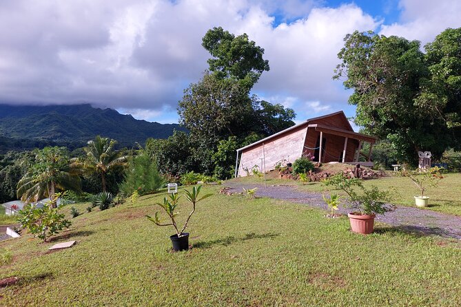 Private and guided visit to Mystery House Raiatea - The Workshops That Put Your Senses to Work