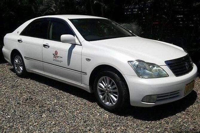 Private Arrival Transfer - Nadi Airport to Wyndham Resort - What the vehicle and service feel like