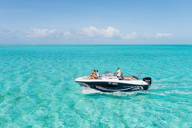 Private Boat Rental on Cap Camarat 25ft - What the Cap Camarat offers on the water