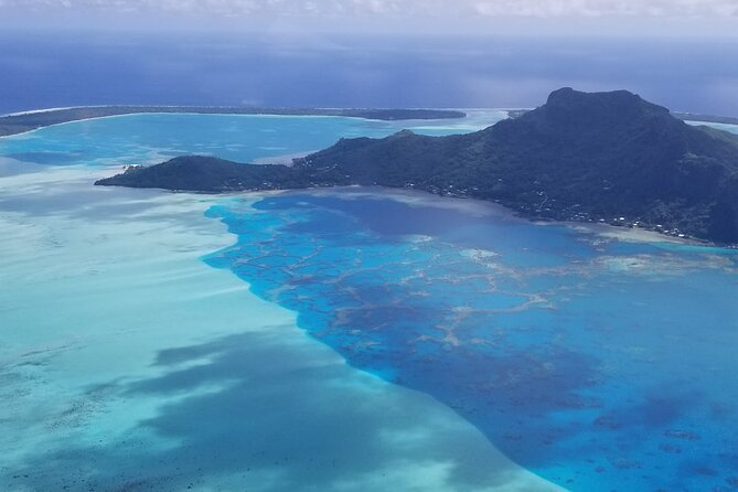 Private flight, in a light plane over the Polynesian motus from Raiatea - Weather, visibility, and the best time to fly