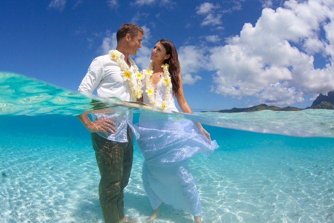 Private Full Day Aquatic Photo Tour + Resort Photo-Shoot (All inclusive) - The private boat leaves the fixed sightseeing route behind
