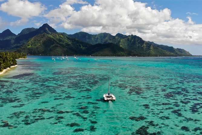 PRIVATE Full Day Tour : Moorea Snorkeling & Sailing on a Catamaran named Taboo - Why a private catamaran makes sense on Moorea