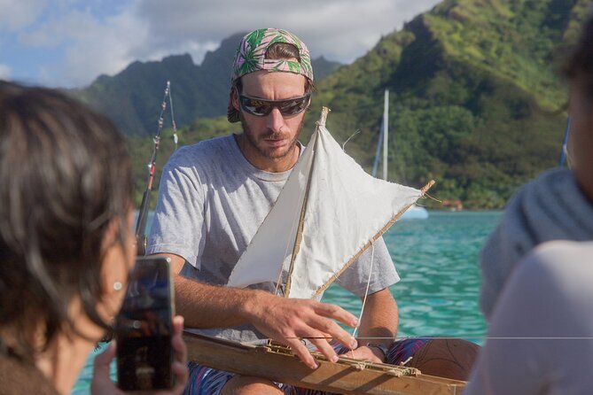 Private sailing adventure - Turtles, dolphins, and the chance of a whale