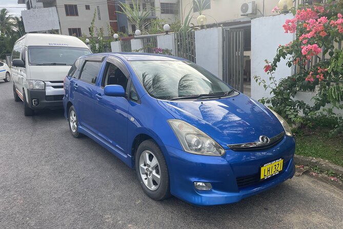 Private Transfer -Nadi Airport to Fiji Marriott Resort Momi Bay - Baby seats and family arrivals