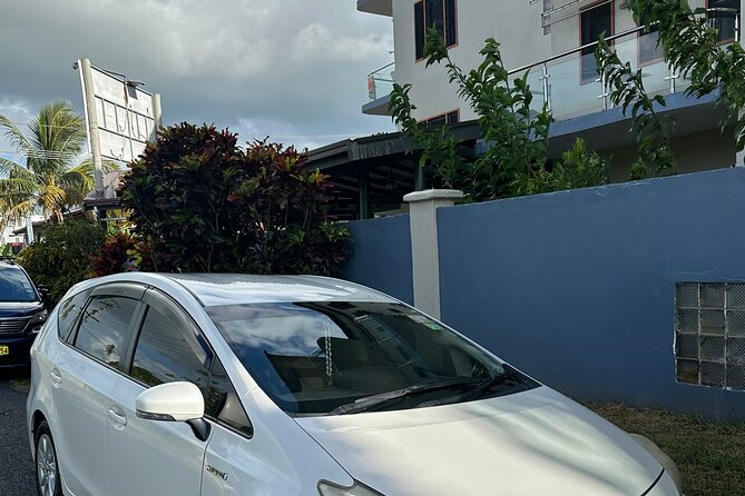 Private Transfer -Nadi Airport to Fiji Marriott Resort Momi Bay - The one-hour route to Momi Bay