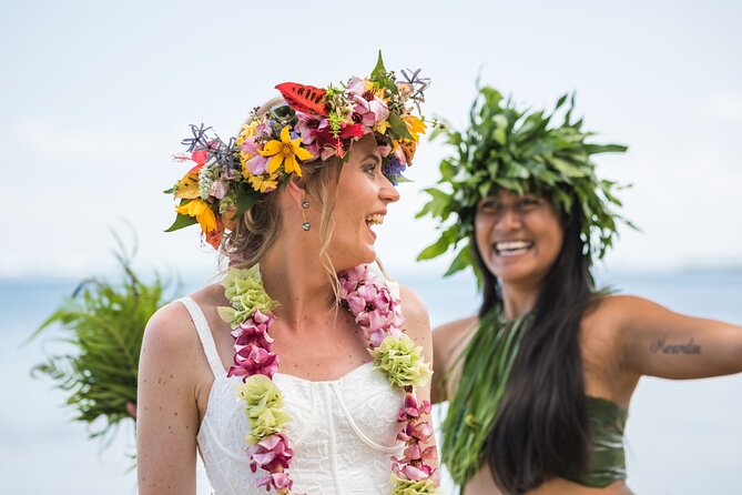 Professional Photo Shooting in Moorea, unique session adapted - Lorelei’s role goes beyond pressing the shutter