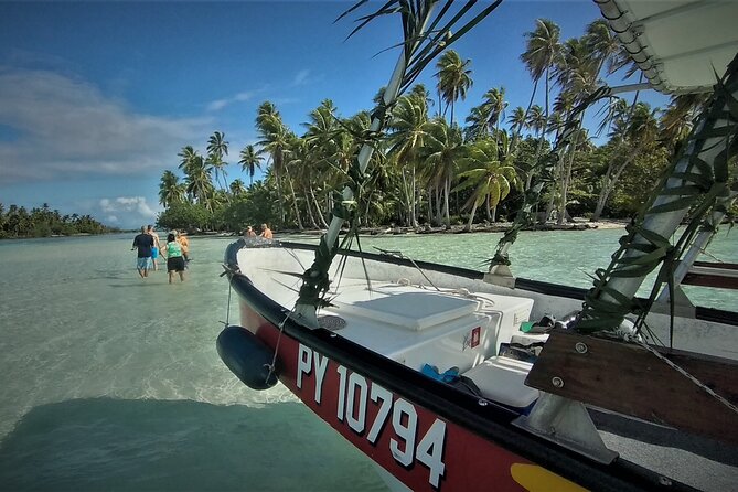 Raiatea-Tahaa Snorkeling in our beautiful Coral Garden - Floating through the coral garden at motu Tautau