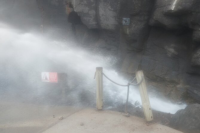 Shared 4.5h Circle Island Tour of Tahiti Nui by Lydia - Mara’a Caves and a Cool Freshwater Pause