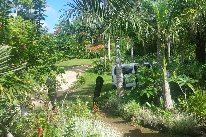 Skip the Line: Swim & Play - Rentapau River & Eden on the River Ticket - Pickup, group size, and booking flexibility