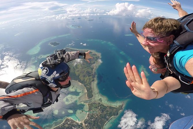 Skydive Fiji Legend 13000ft Tandem Jump (60 seconds free fall) - Key points to know before booking