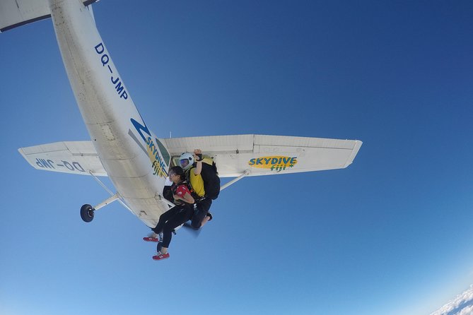 Skydive Fiji Legend 13000ft Tandem Jump (60 seconds free fall) - From Denarau or Nadi to the airfield