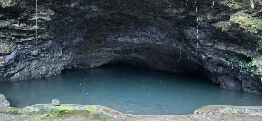 Tahiti: Private Half Day Culture and Nature Highlights Tour - Faarumai Waterfall in the valley of three falls
