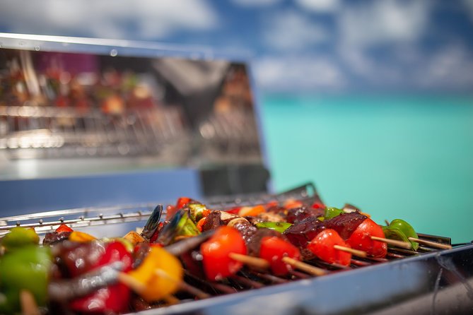 Toa Boat Bora Bora Private Lagoon tour with Lunch on Ambassador Boat - Practical details before you book