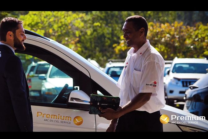 Transfer Nouméa to Tontouta Airport by Premium Sedan - Key points at a glance