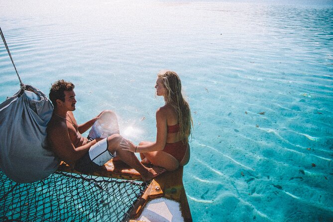 Vaapiti private sunset - A pirogue that makes the ride part of the experience