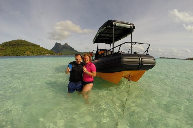 Whale Watching Tours in Bora Bora - Why the six-person limit matters