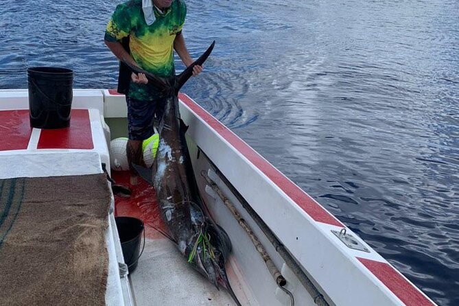 Wholesale Fishing in Poti Marara at Tahiti Teahupoo Peninsula - What the $327.95 price includes