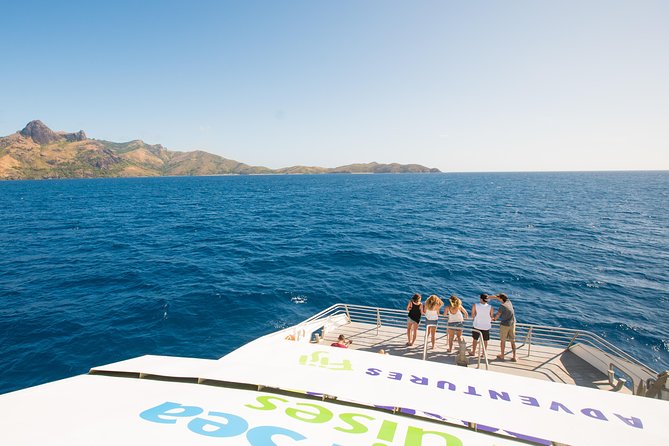 Yasawa Islands Explorer Cruise with Lunch - Snorkeling: excellent in the right conditions