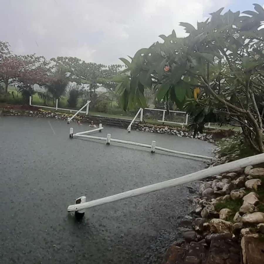 Zipline, Cave, Seaview & Mud Spa Tour with Lunch Included - Should you book the Zipline, Cave, Seaview and Mud Spa Tour?